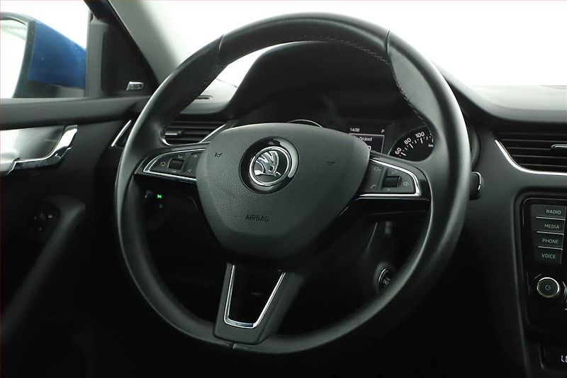 Škoda Octavia (2013) 1.8 TSI, Automat, Serv.kniha - fotka 8 z 21