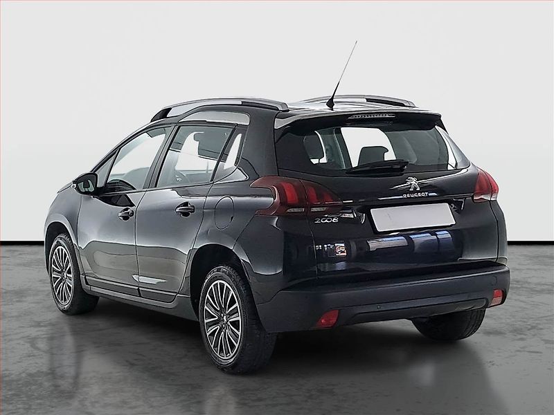 Peugeot 2008 (2019) 1.2 PureTech, Serv.kniha - fotka 4 z 17