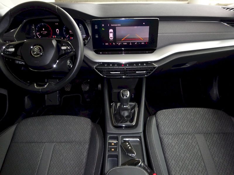 Škoda Octavia (2023) STYLE PLUS TD 85/2.0 M6F + taž - fotka 6 z 21