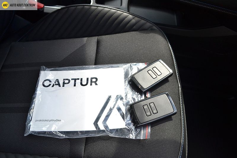Renault Captur ESPRIT ALPINE E-Tech full hybr - fotka 59 z 61