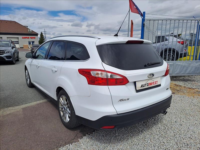 Ford Focus 1,6 ECOBOOST - fotka 4 z 16