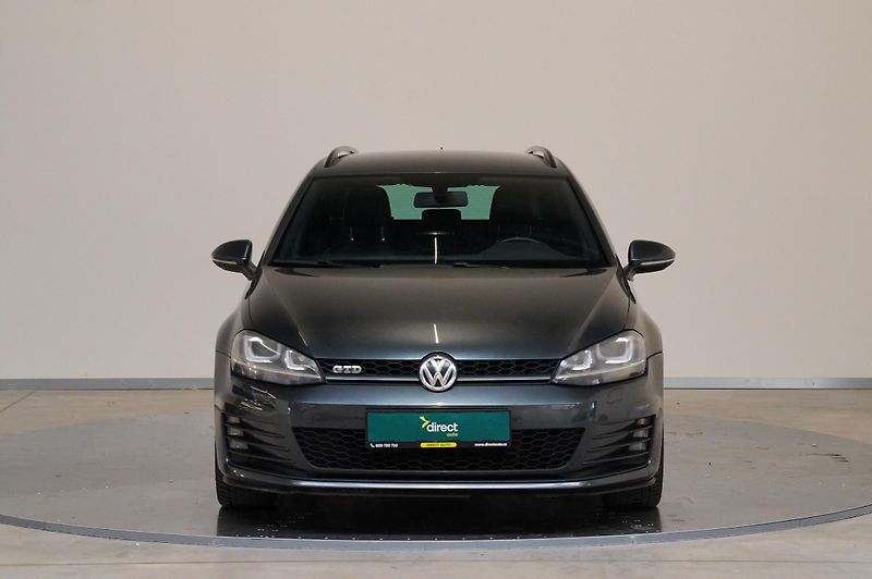 Volkswagen Golf - fotka 4 z 26