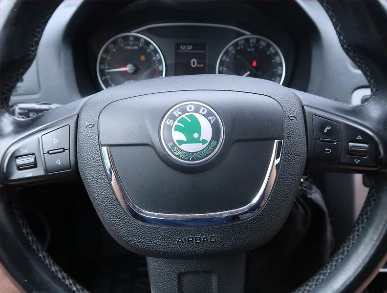 Škoda Octavia (2013) Ambition 1.6 TDI, Eko.zaplacen - fotka 14 z 15