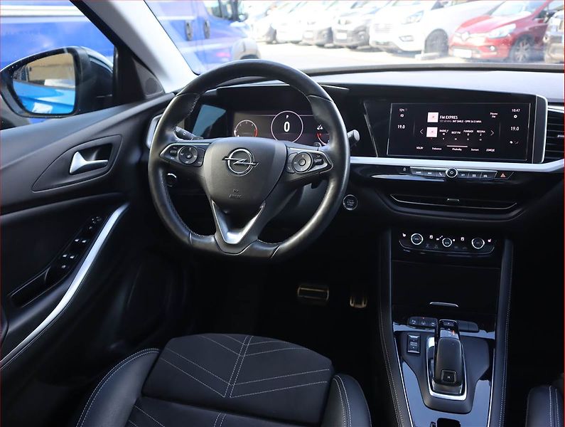 Opel Grandland X (2022) Ultimate 1.5 CDTI - fotka 7 z 22