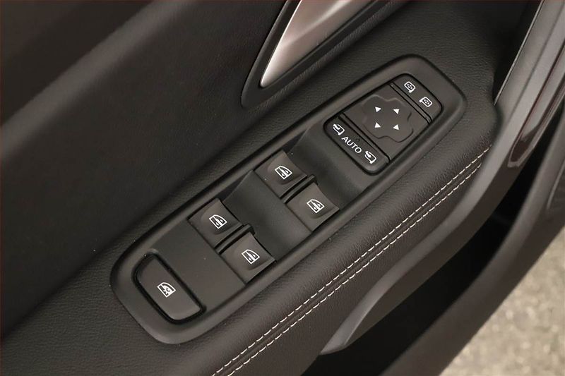 Dacia Duster (2023) Comfort 1.0 TCe, LPG - fotka 10 z 13