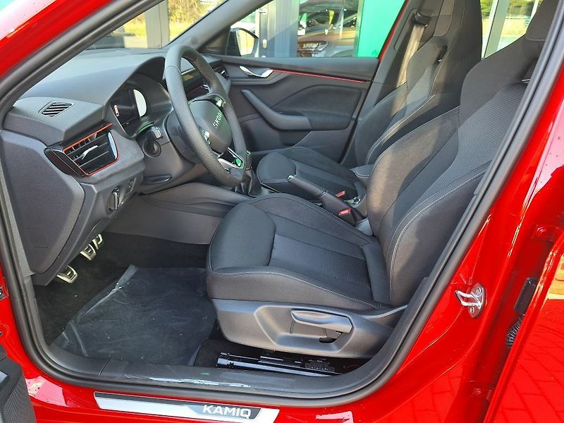 Škoda Kamiq Dynamic 1,0TSI 85kW - fotka 9 z 11