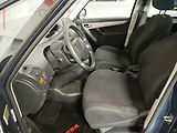 Citroën C4 Picasso (2012) 1.6HDI, autoAC, temp - náhled 9
