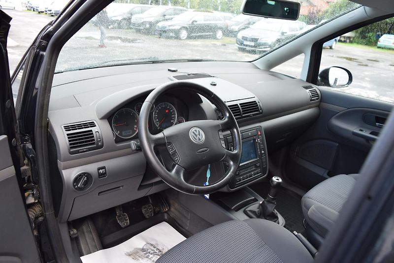 Volkswagen Sharan (2009) 1.9TDI 85kw 4MOTION BUSINESS  - fotka 21 z 43