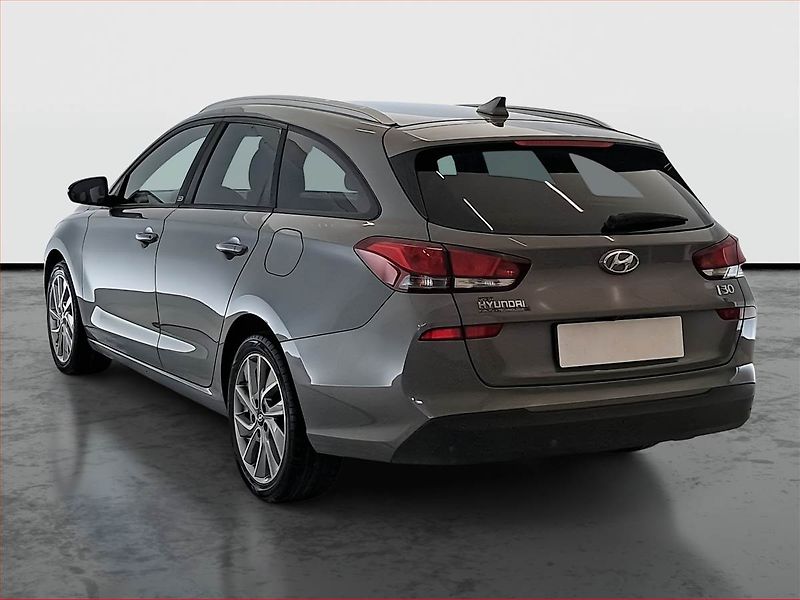 Hyundai i30 (2019) Style 1.4 T-GDI, ČR,1.maj - fotka 4 z 18