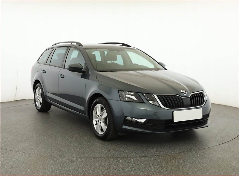 Škoda Octavia (2020) Ambition 1.5 TSI, ČR,1.maj - fotografie inzerátu