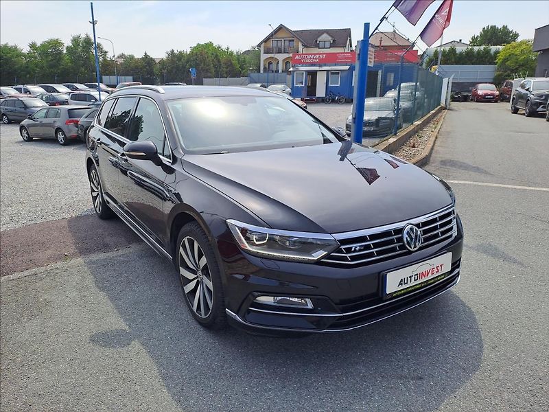 Volkswagen Passat 2,0 TDI DSG 4Motion - fotka 2 z 18