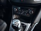 Ford Focus 1.5 EcoBoost Titanium - náhled 21