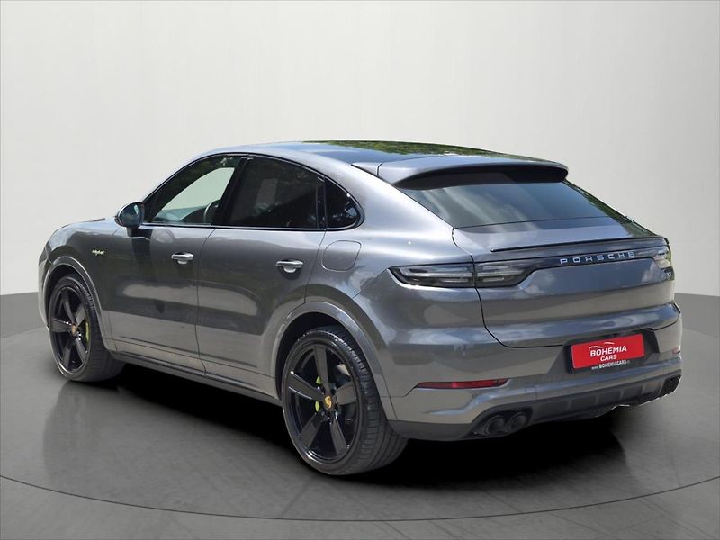 Porsche Cayenne 3,0 E-Hybrid 250Kw DPH coupe - fotka 5 z 29