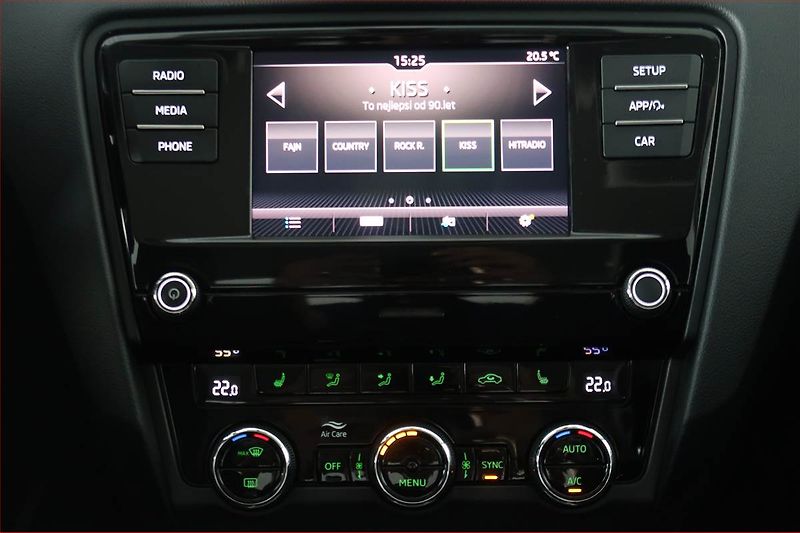 Škoda Octavia (2019) Ambition 1.4 TSI, Tempomat - fotka 12 z 18