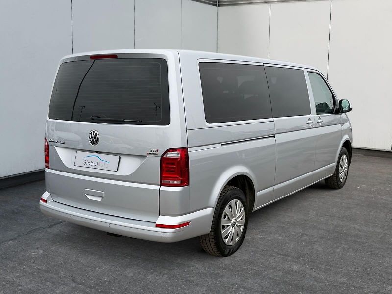 Volkswagen Caravelle (2017) LONG 4x4 DSG 110kW 9MÍST NAVI - fotka 5 z 21