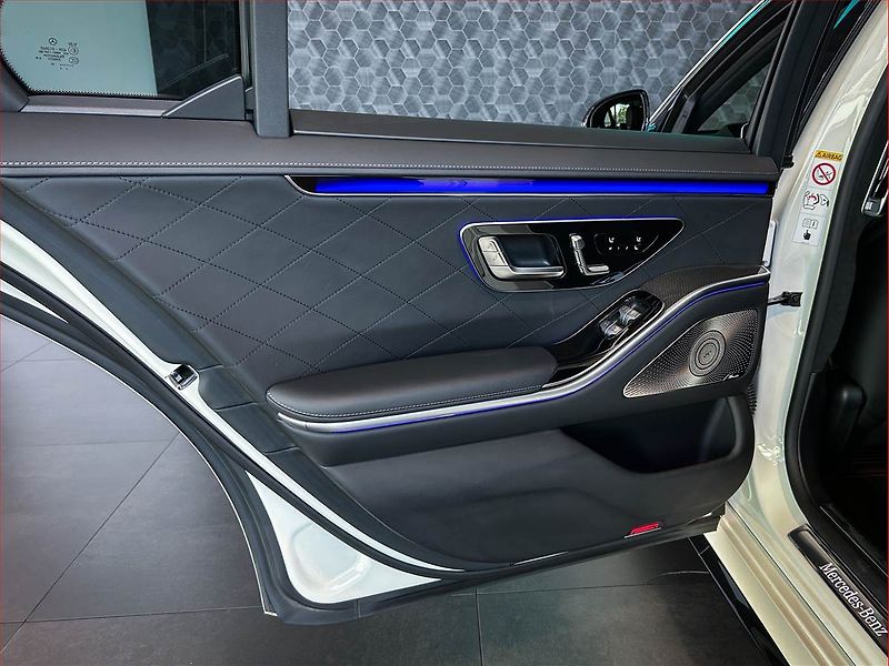 Mercedes-Benz Třídy S (2022) S 400 d 4MATIC - fotka 21 z 28