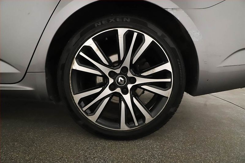Renault Talisman (2016) Initiale Paris 1.6 TCe - fotka 20 z 20