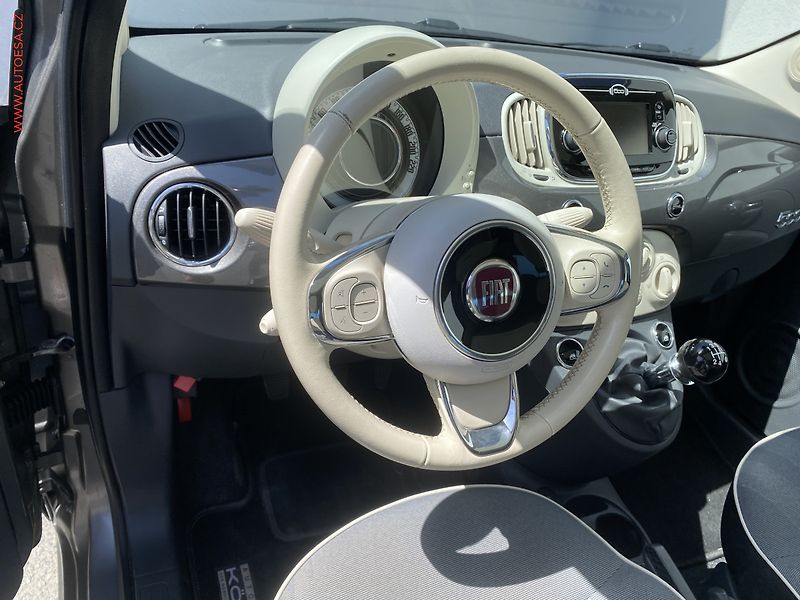 Fiat 500 (2018) 1.2i, Lounge, panor - fotka 11 z 15