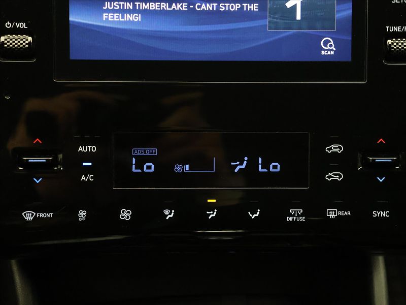 Hyundai Tucson 1,6 T-GDI 132 kW Smart DPH CZ - fotka 21 z 32