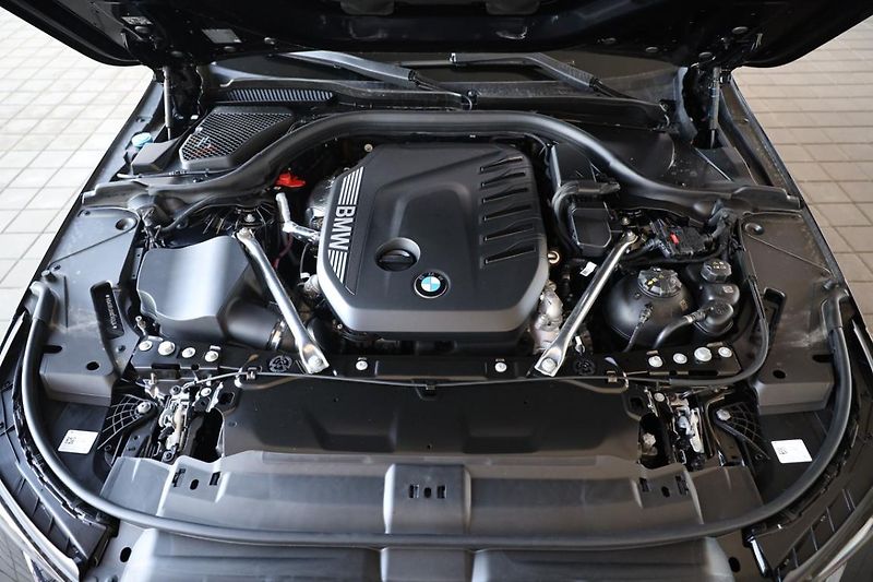 BMW Řada 5 540d xDrive Sedan - fotka 9 z 18