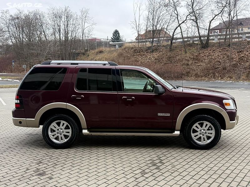 Ford Explorer (2006) 4.0 V6i+LPG, 152kw 4x4 7míst - fotka 6 z 23
