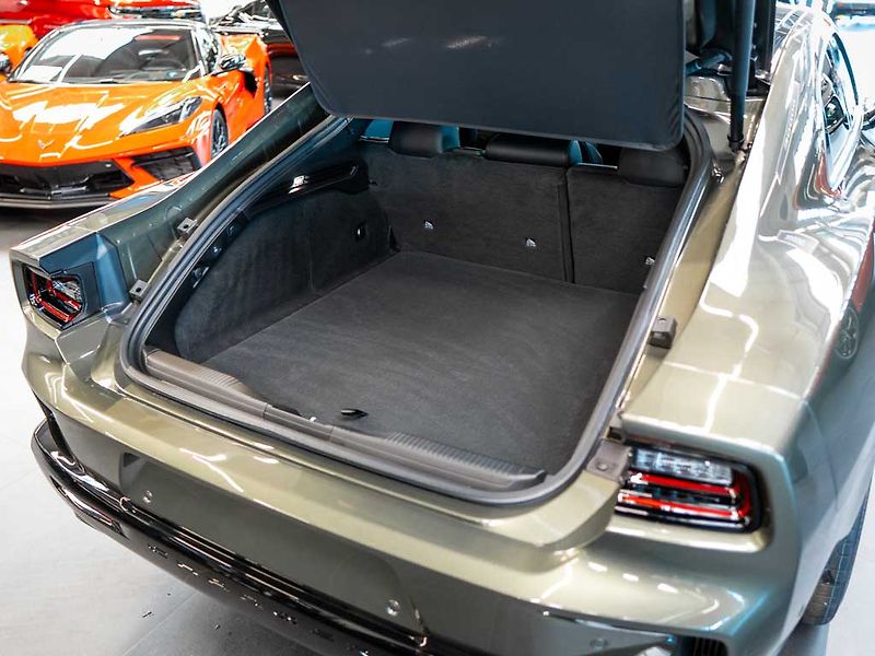Dodge Charger (2026) 3.0 Scat Pack 4D AWD 550HP - fotka 5 z 36