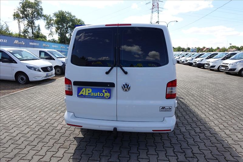 Volkswagen Caravelle 2,0 TDi  L2H1 8MÍST KLIMA - fotka 10 z 37