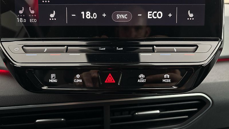 Volkswagen ID.3 58 kWh AUT Pro Performance - fotka 13 z 28