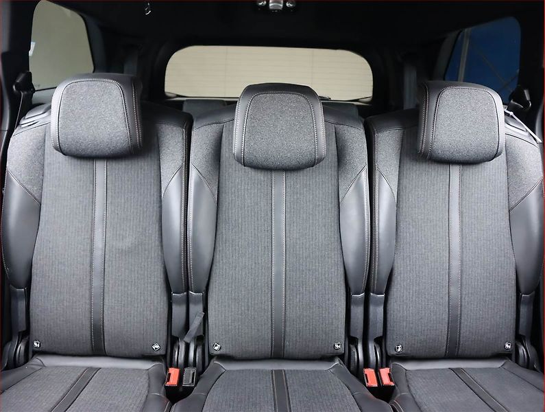 Peugeot 5008 (2018) GT Line 2.0 BlueHDi, Automat - fotka 10 z 23