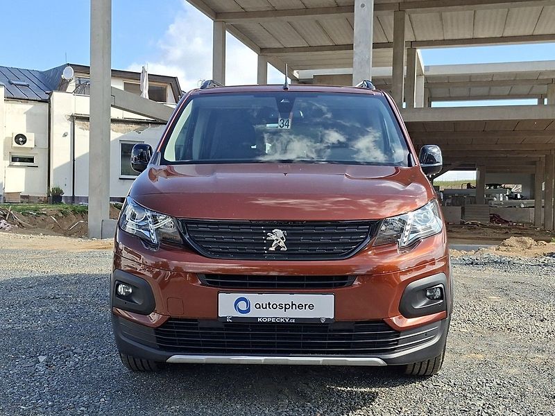 Peugeot Rifter GT LINE 1,5 BHDi 130k EAT8 - fotka 7 z 28