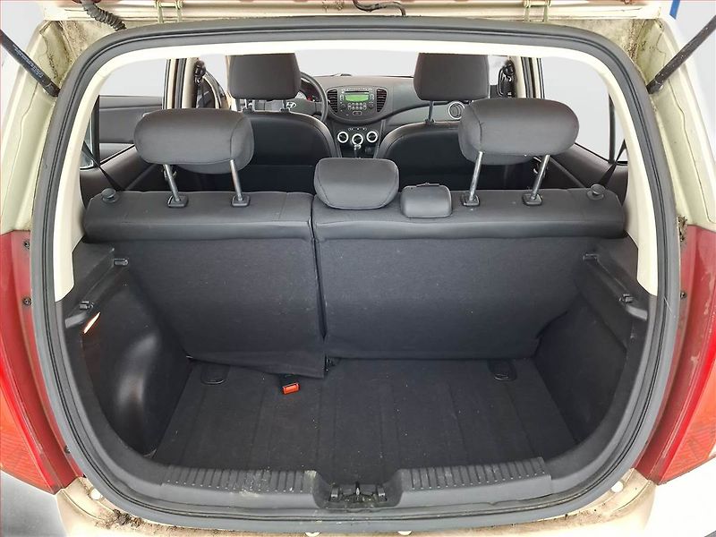 Hyundai i10 (2008) 1.2, nová STK, jezdí skvěle - fotka 13 z 13
