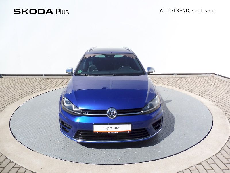 Volkswagen Golf Variant (2016) R 2,0 TSI 221kW DSG 4MOTION - fotka 4 z 29