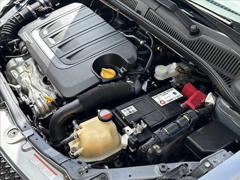 Suzuki SX4 2,0 DDiS 135PS  Style 4x4 - fotka 44 z 51
