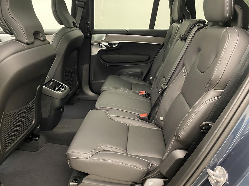 Volvo XC90 (2026) B5 AWD AUT BRIGHT ULTRA 7míst - fotka 6 z 74