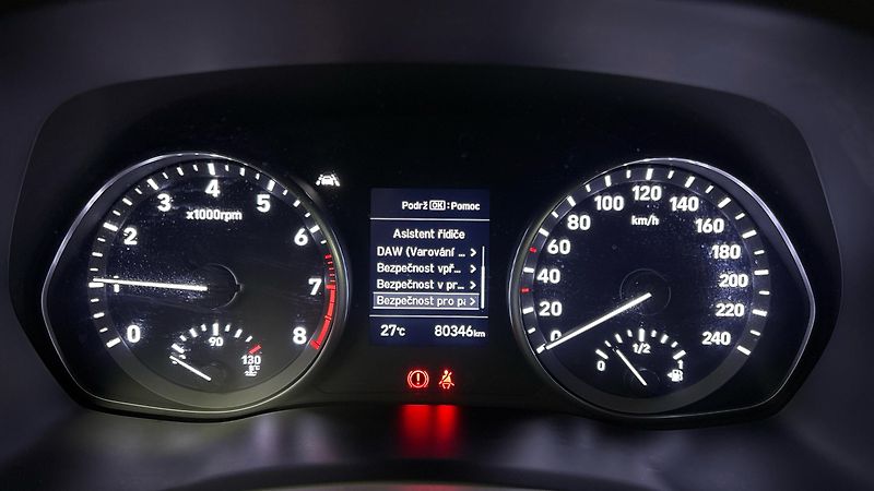 Hyundai i30 1.0 T-GDI Smart Kombi - fotka 24 z 24