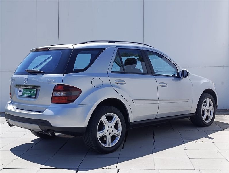 Mercedes-Benz Třídy M 3,0 320 CDi 4Matic,Navi,Xenony - fotka 6 z 36