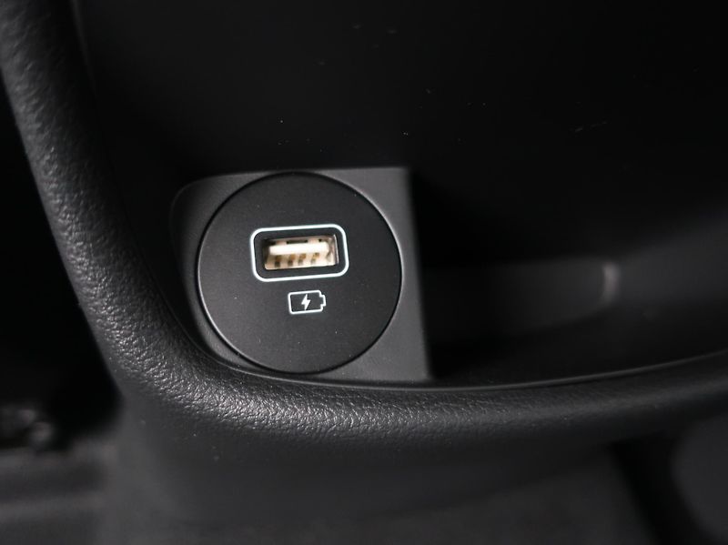 Hyundai Kona 65kWh-150KW POWER STYLE HEADUP - fotka 17 z 32