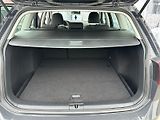 Volkswagen Golf (2014) 1.6TDi, 77KW - náhled 10
