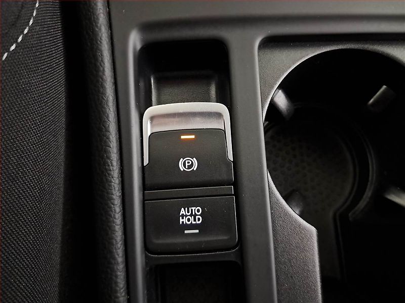 Volkswagen Golf (2016) 1.2 TSI - fotka 16 z 17