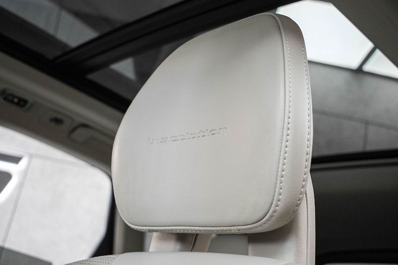 Volvo XC60 D5 AWD INSCRIPTION DPH*ČR 1.M* - fotka 18 z 44