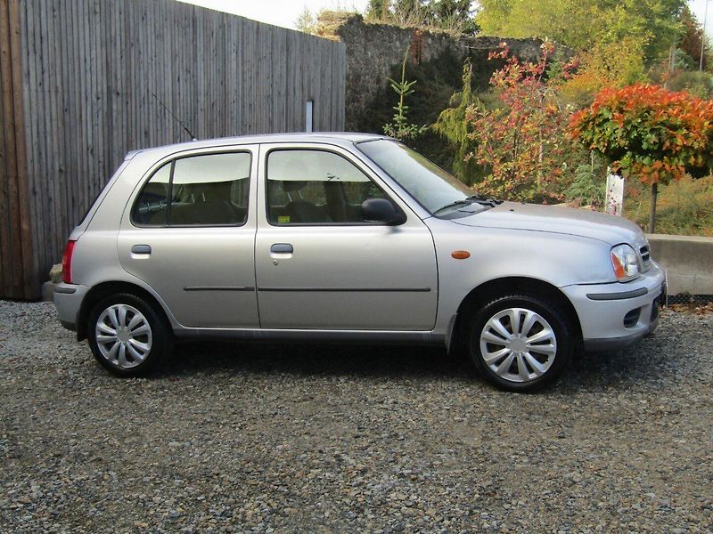 Nissan Micra (2000) 1.0 NCVT CZ PŮVOD - fotka 8 z 31