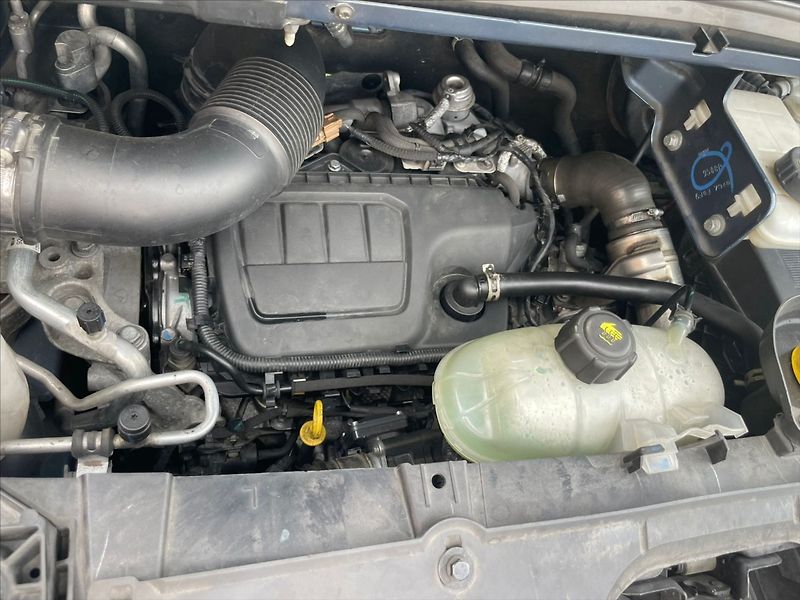 Fiat Talento 1,6 MultiJet LONG 8míst Klima - fotka 30 z 34