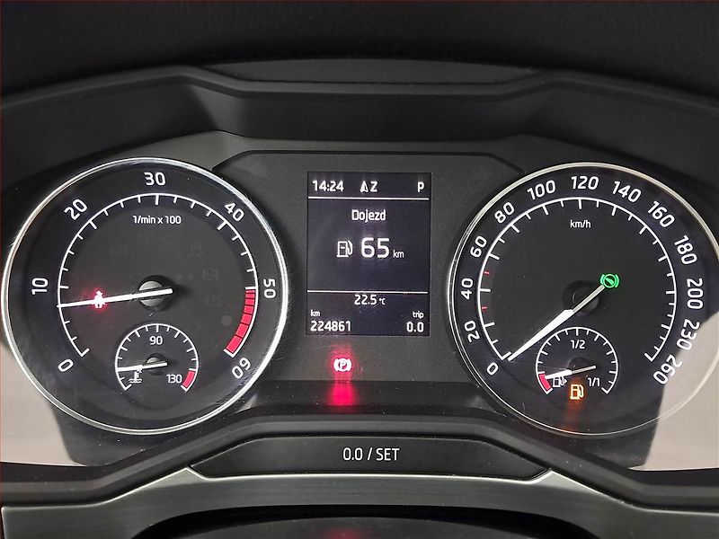 Škoda Superb (2017) Ambition 2.0 TDI, Automat - fotka 11 z 24