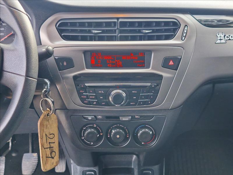 Peugeot 301 1,2 PureTech Allure - fotka 9 z 21