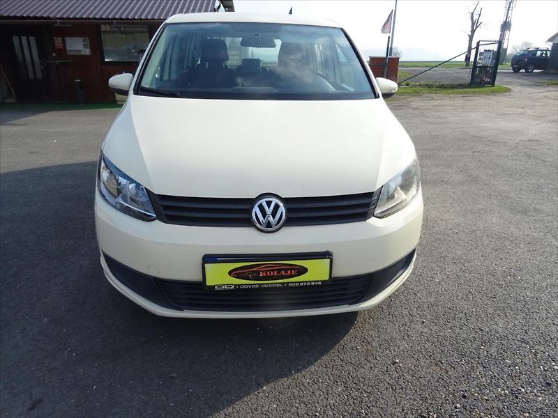 Volkswagen Touran 1,6 TDi 77 kW - fotka 25 z 25