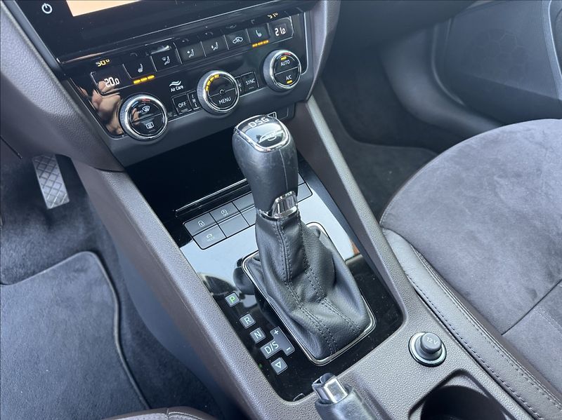 Škoda Octavia 2,0 TDI 110kW L&K ACC původ ČR - fotka 36 z 50