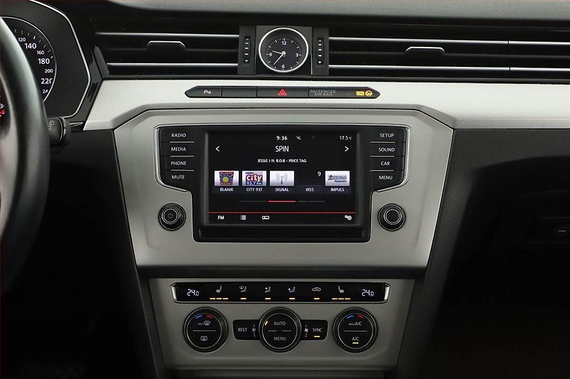 Volkswagen Passat (2015) 2.0 TDI, Automat, Tempomat - fotka 9 z 20