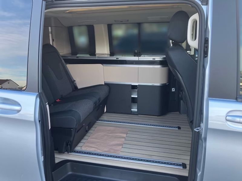 Mercedes-Benz Třídy V Marco Polo 250d DISTRO 360 AIR - fotka 8 z 17