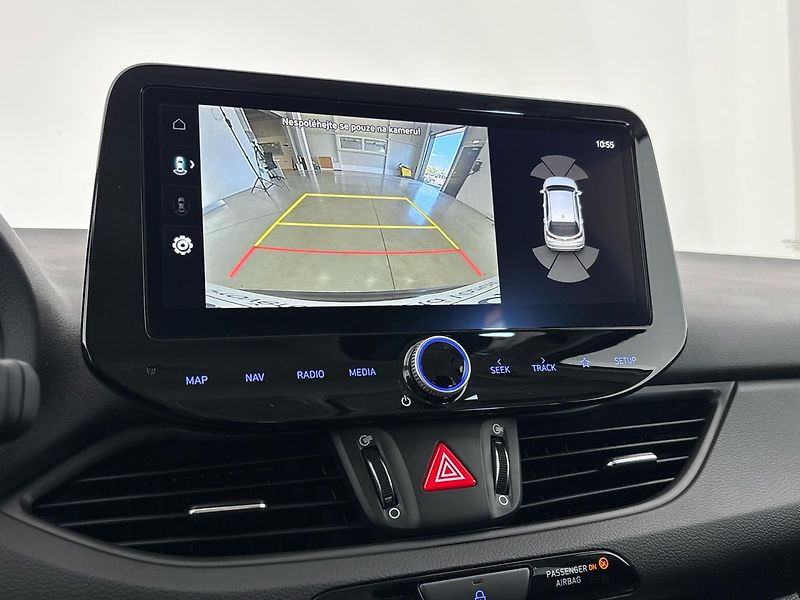 Hyundai i30 Smart DCT - fotka 23 z 26