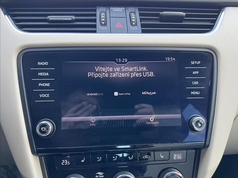Škoda Octavia 2,0 TDi DSG STYLE nové rozvody - fotka 30 z 39